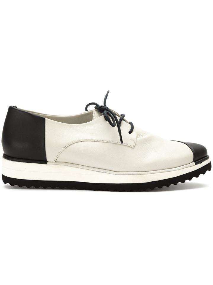 Mara Mac Contrasting Panels Shoes - Unavailable