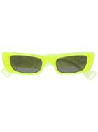 Gucci Eyewear Gg0516s Rectangular Frame Sunglasses - Yellow