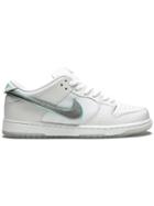 Nike Dunk Low Pro Og Qs Sneakers - White