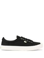 Cariuma Oca Low Black Canvas Sneakers