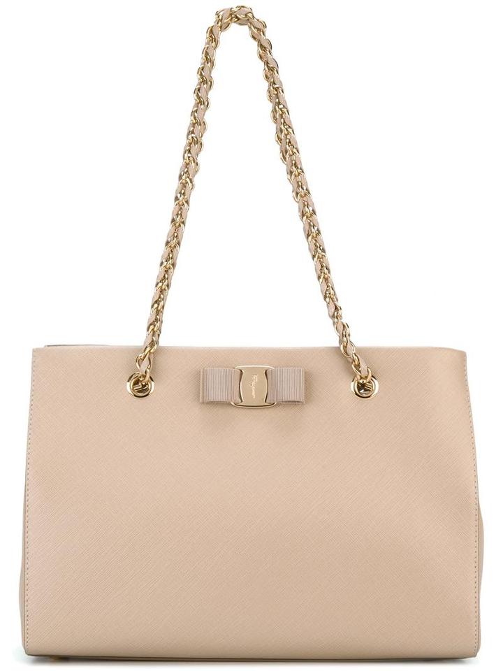 Salvatore Ferragamo - Melike Shoulder Bag - Women - Calf Leather - One Size, Women's, Nude/neutrals, Calf Leather
