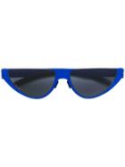 Mykita Mykita X Martine Rose Cat Eye Frame Sunglasses - Blue