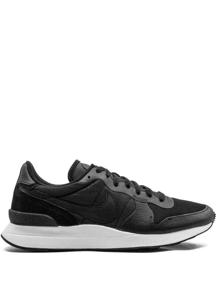 Nike Internationalist Lt17 Sneakers - Black