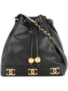 Chanel Pre-owned Logos Drawstring Shoulder Bag - Black