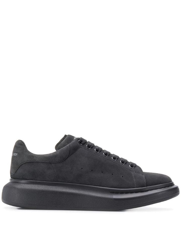 Alexander Mcqueen Chunky Low-top Sneakers - Grey