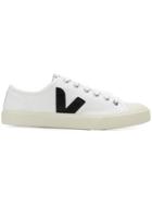 Veja Classic Low-top Sneakers - White