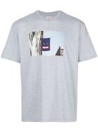Supreme Banner Print T-shirt - Grey