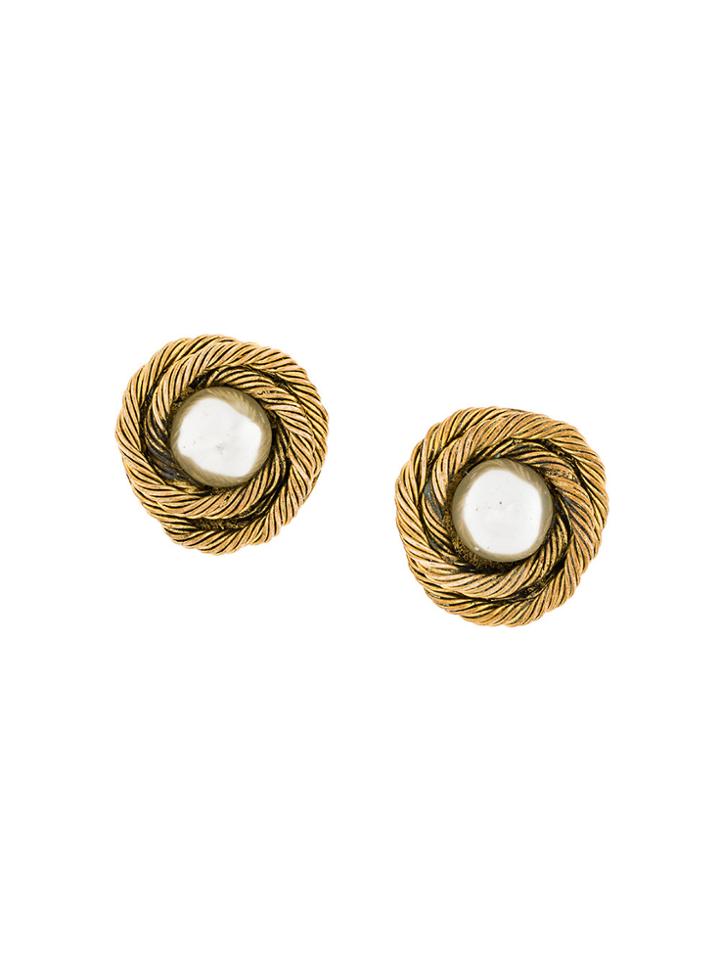 Chanel Vintage Ribbed Trim Round Earrings - Metallic