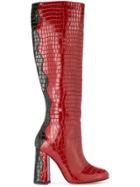 Marskinryyppy Embossed Detail Boots - Red