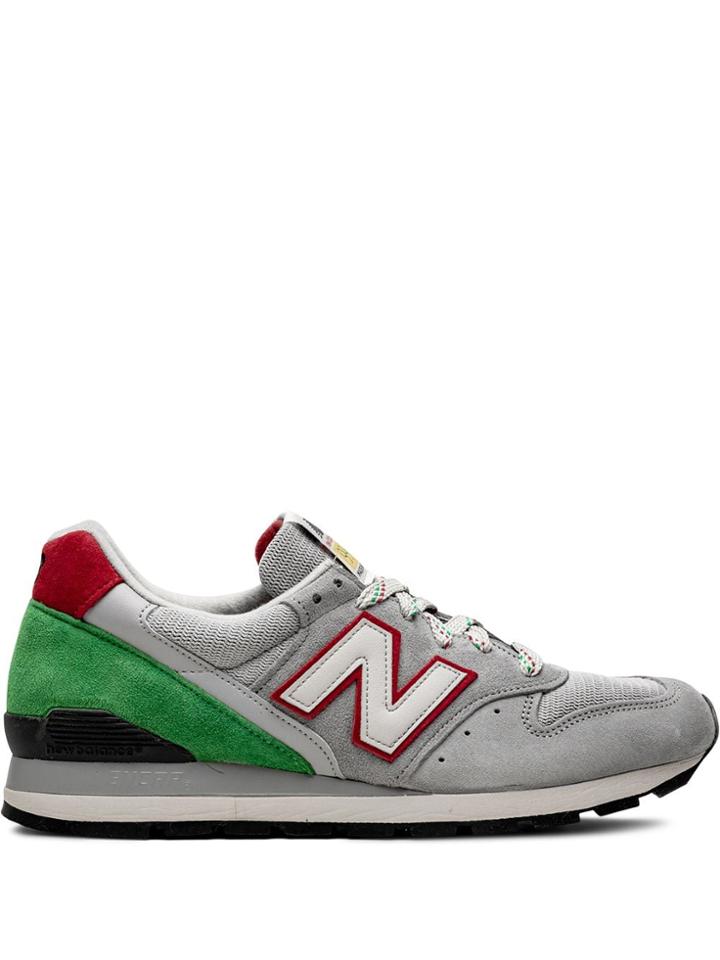 New Balance M996 - Grey/green-red