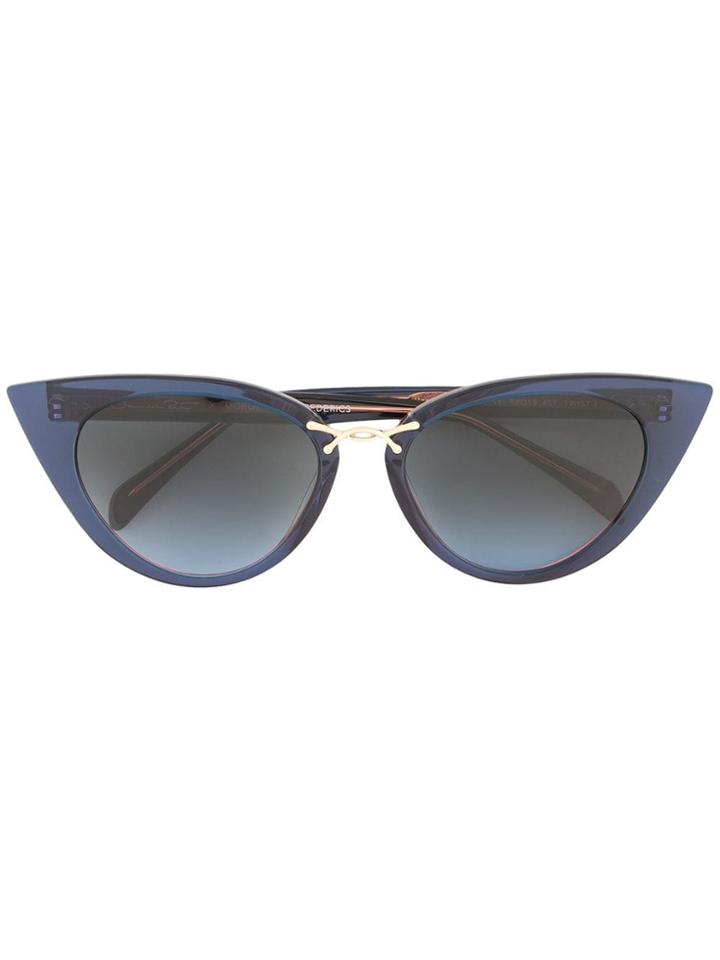 Oscar De La Renta Oversized Cat Eye Sunglasses - Blue
