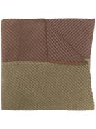 Homme Plissé Issey Miyake Two Tone Pleated Scarf - Green