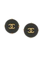 Chanel Vintage Round Wood Cc Earrings - Black