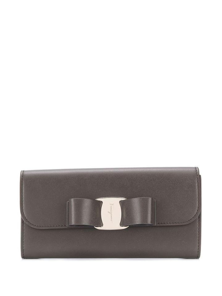 Salvatore Ferragamo Smooth Leather Gancini Wallet - Brown