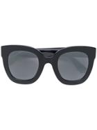 Gucci Eyewear Oversized Cat Eye Sunglasses - Black