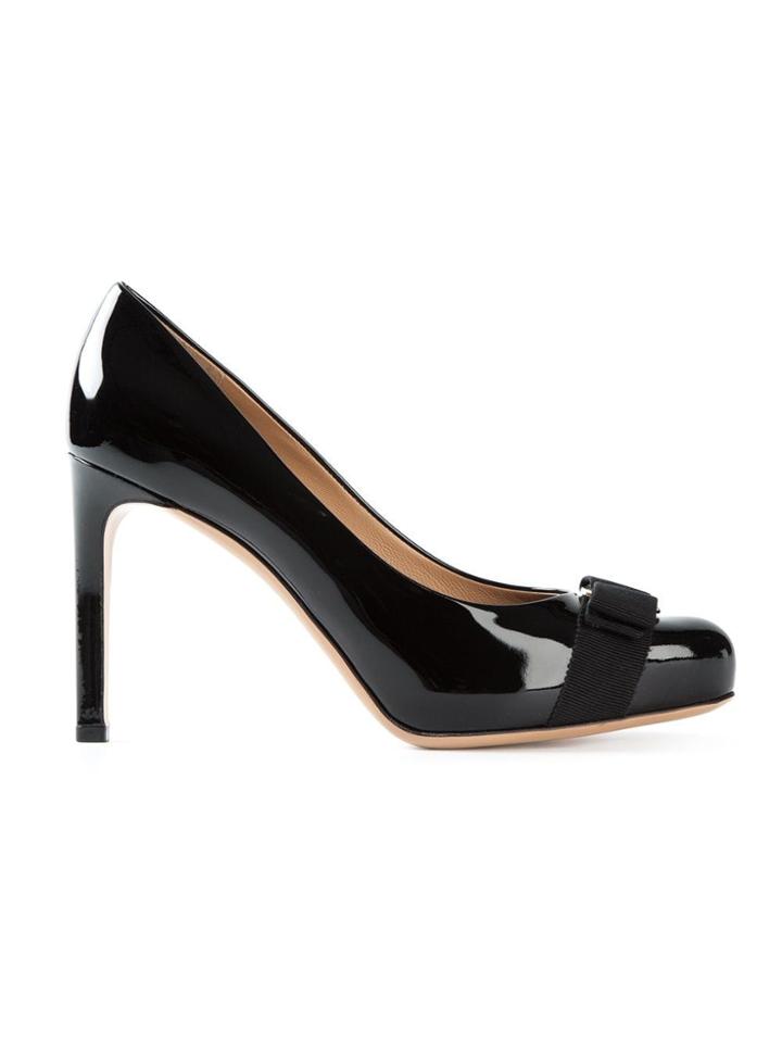 Salvatore Ferragamo 'pimpa' Pumps - Black