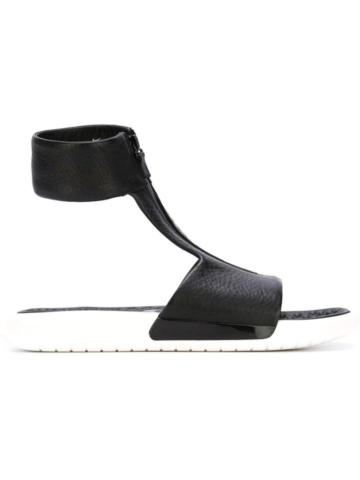Nike 'benassi' Sneakers