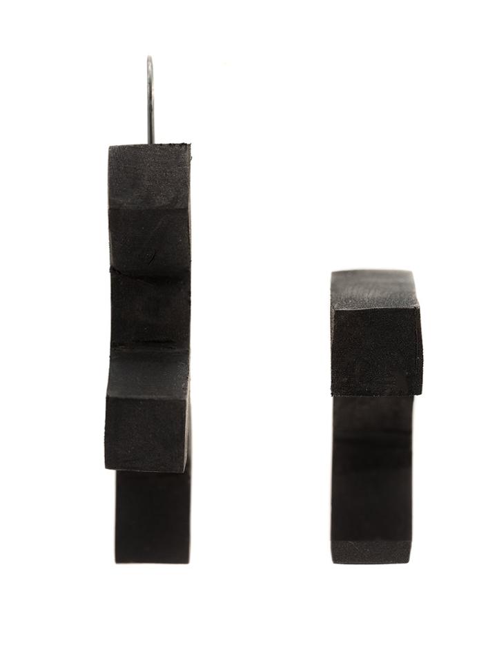 Uma Raquel Davidowicz Tomato Earrings - Black