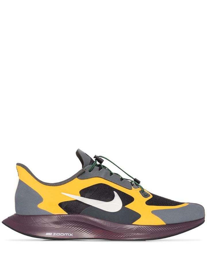 Nike - 700 Gold