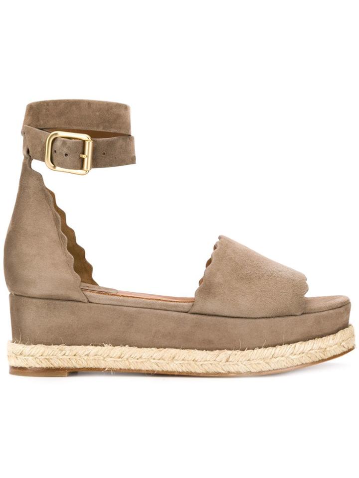 Chloé Scalloped Platform Sandals - Neutrals