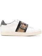 Moa Master Of Arts M939buckle White