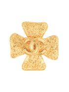 Chanel Pre-owned Cloverleaf Cc Brooch - Gold