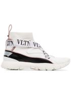Valentino White And Black Heroes Her Logo Leather Sneakers