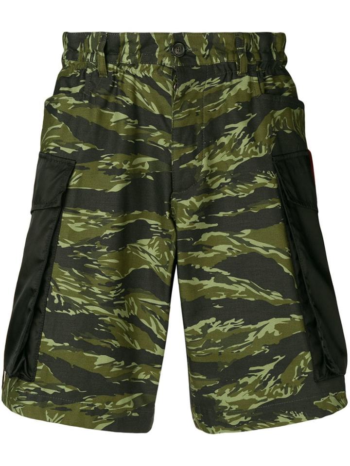 Dsquared2 Camouflage Cargo Shorts - Green