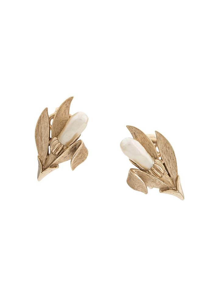 Susan Caplan Vintage '1960s Brushed Leaf Clip-on Earrings - Gold
