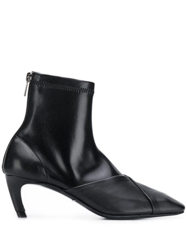 Low Classic Zipped Ankle Boots - Black