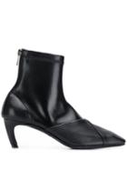 Low Classic Zipped Ankle Boots - Black