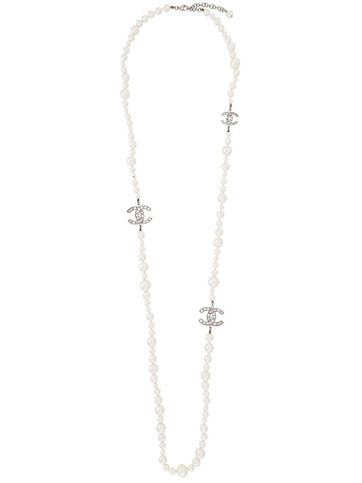 Chanel Vintage Faux Pearls Long Necklace - White