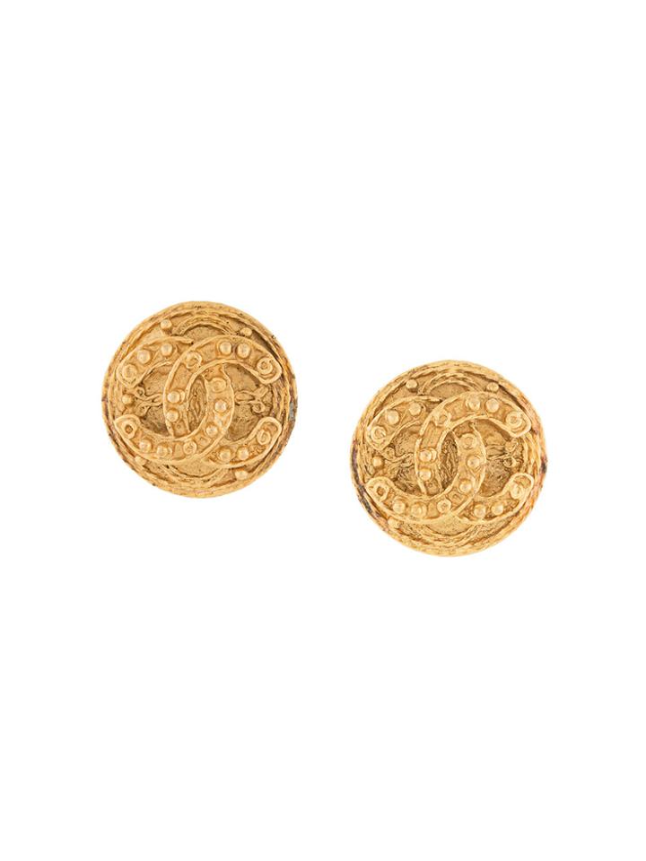 Chanel Vintage Round Dotted Cc Earrings - Metallic