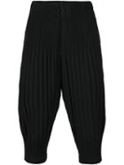 Homme Plissé Issey Miyake Pleated Cropped Trousers, Men's, Size: 3, Black, Polyester