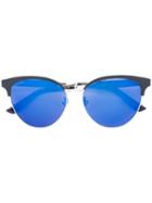 Gucci Eyewear - Cat Eye Engraved Sunglasses - Women - Acetate/metal - 58, Women's, Grey, Acetate/metal