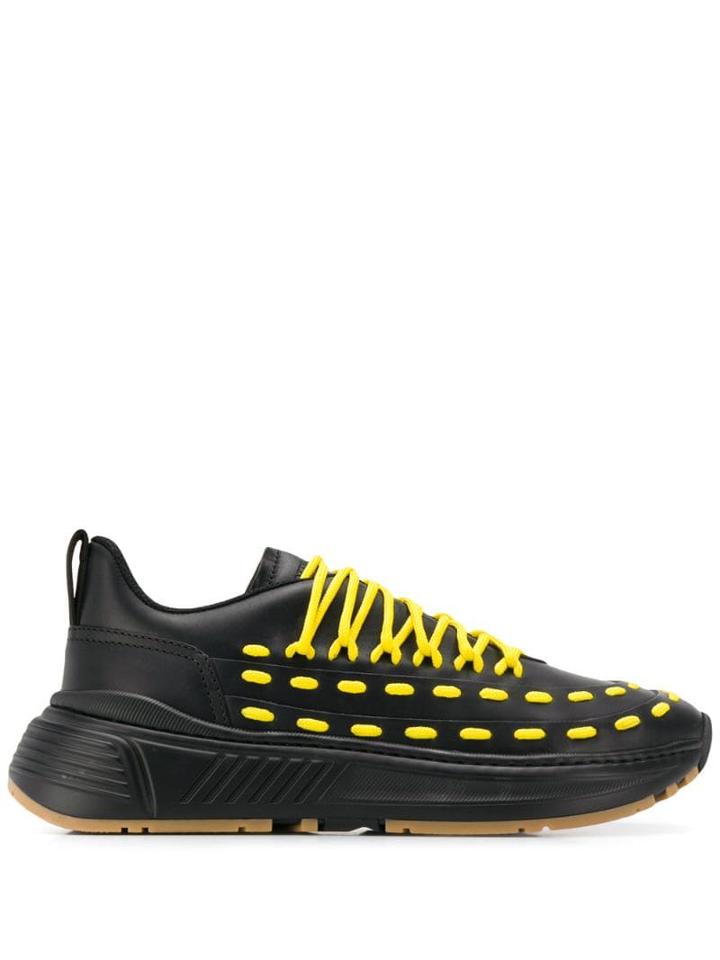 Bottega Veneta Contrast Laces Sneakers - Black