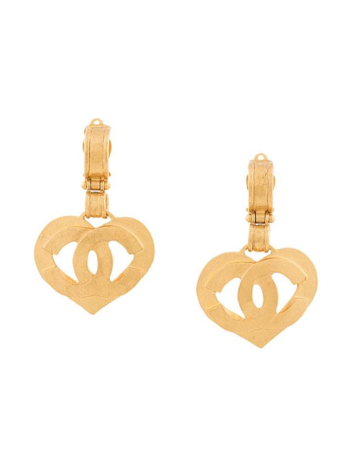 Chanel Vintage Heart Cc Swing Earrings - Metallic