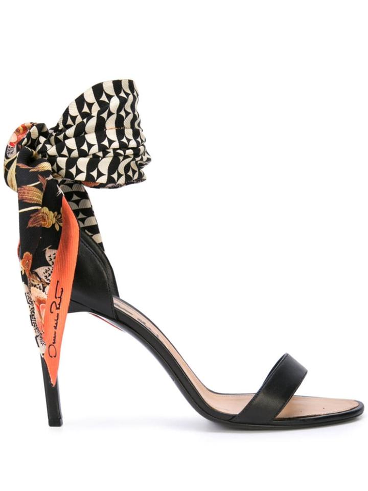 Oscar De La Renta Open Toe Sandals - Black