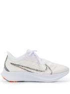 Nike Low Top Fly 3 Sneakers - White
