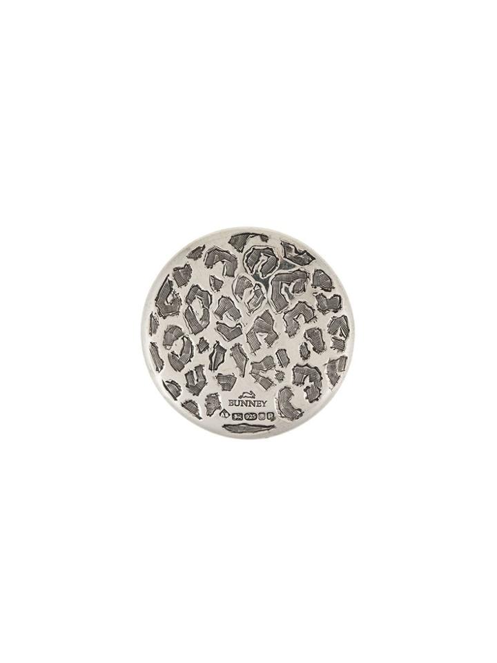 Bunney Embossed Round Brooch - Metallic