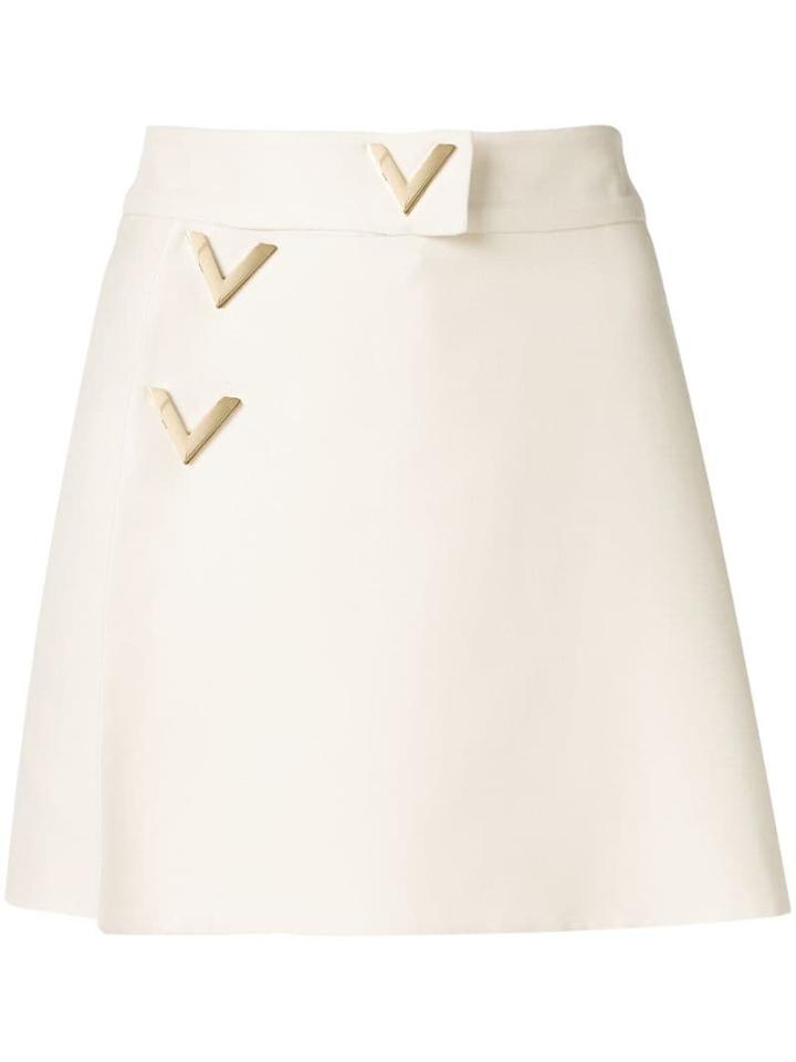 Valentino V-detail Shorts - Neutrals