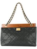 Chanel Pre-owned 2003-2004 Chain Shoulder Bag - Black