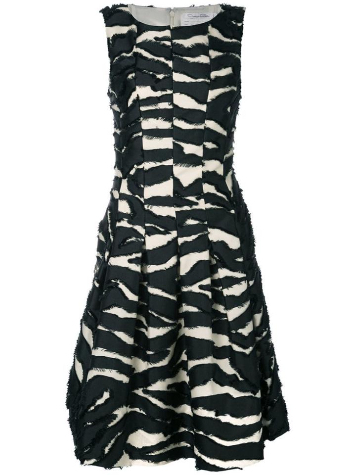 Oscar De La Renta Shredded Panel Cocktail Dress - Black