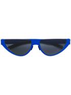 Martine Rose Cat Eye Frame Sunglasses - Blue