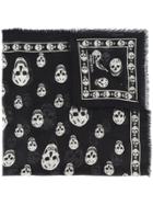 Alexander Mcqueen Fringed Skull Print Scarf - Black