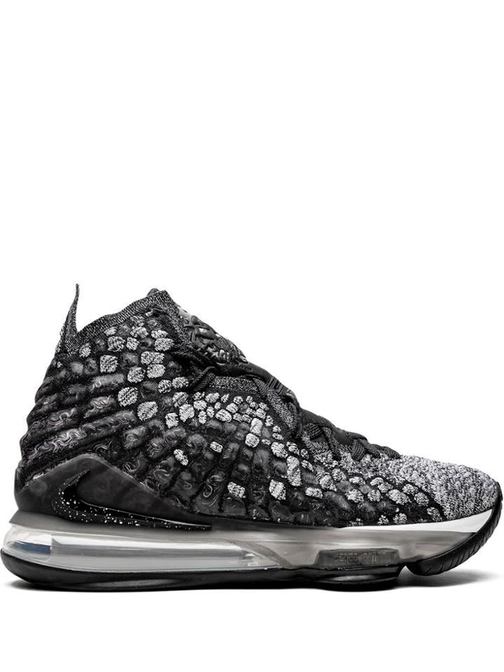 Nike Lebron 17 - Black