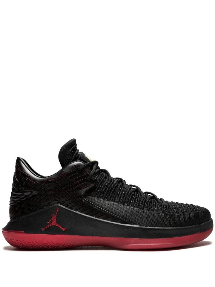 Jordan Air Jordan Xxxii Low Sneakers - Black