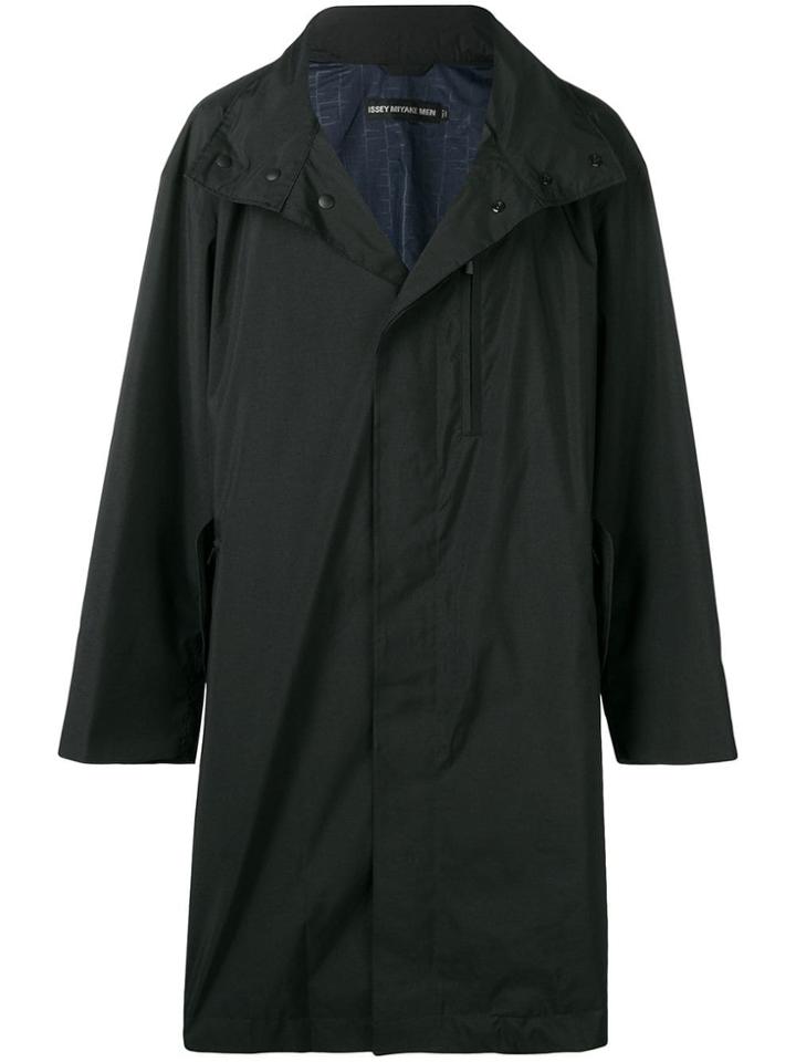 Issey Miyake Men Large Raincoat - Black