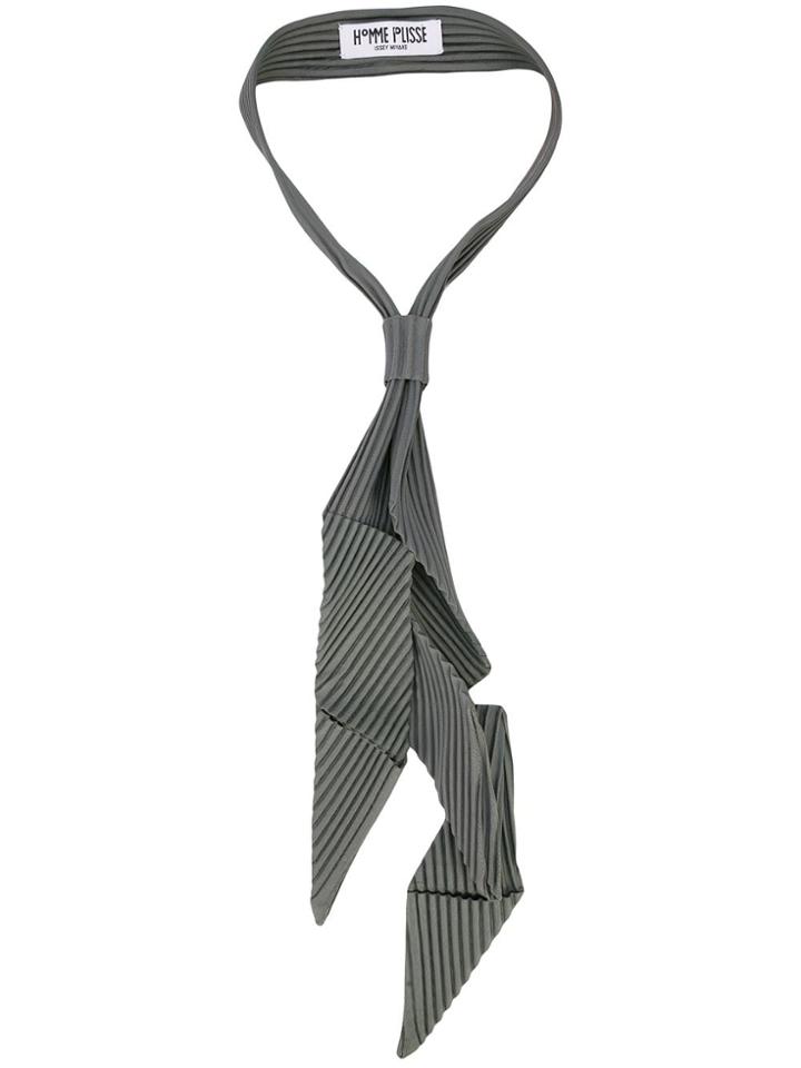 Homme Plissé Issey Miyake Pleated Asymmetric Tie - Grey