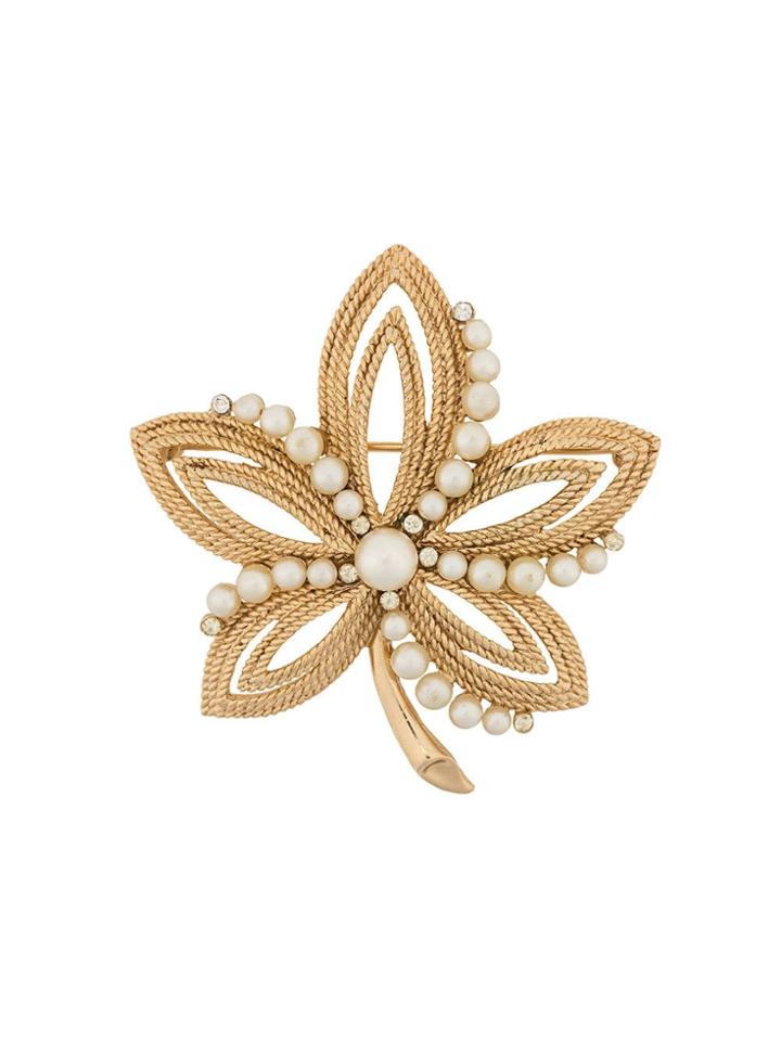 Susan Caplan Vintage 1960s Gold-plated Trifari Brooch